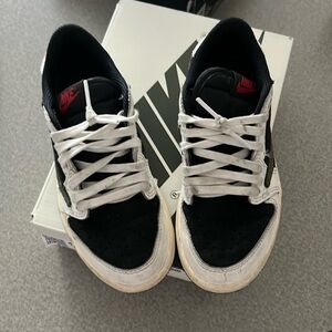 USED toddler Travis Scott Sneakers